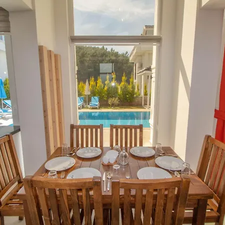 Orkide Villa *