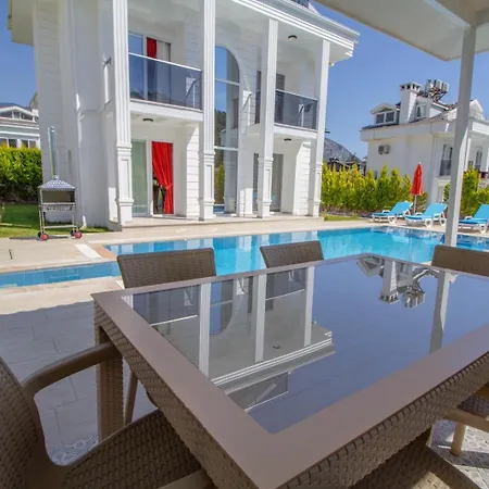 Villa Orkide